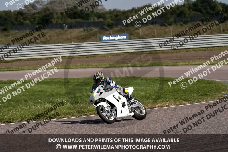 Rockingham no limits trackday;enduro digital images;event digital images;eventdigitalimages;no limits trackdays;peter wileman photography;racing digital images;rockingham raceway northamptonshire;rockingham trackday photographs;trackday digital images;trackday photos